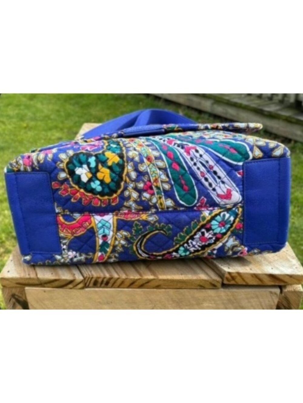 Vera Bradley Signature Iconic Messenger Paisley - Picture 3 of 10